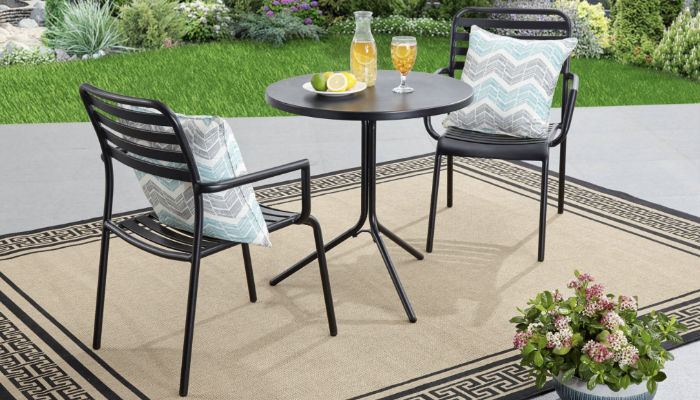 Better Homes and Gardens 3-Pc Bistro Set solo $69 Walmart