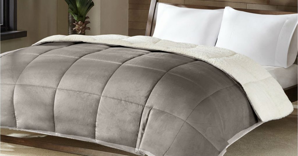 Comforter Premier Reversible en Macy's