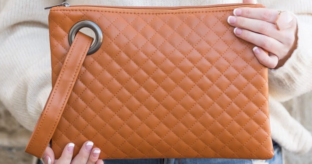 Quilted-Wristlet-Clutch