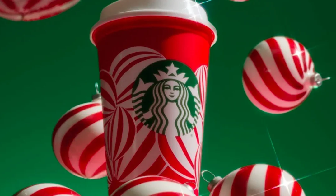 Vaso Reusable de Starbucks GRATIS con Compra de una Bebida Navideña