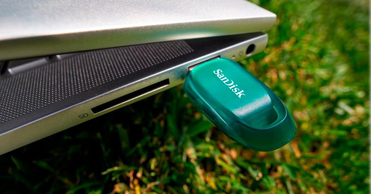 SanDisk Ultra Eco 256GB USB 3.2 Gen 1 Type-A Flash Drive