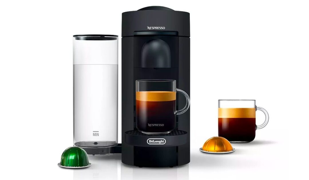 Cafetera Espresso Nespresso VertuoPlus + Espresso Makers a SOLO $99.99 en Target (Reg $200)