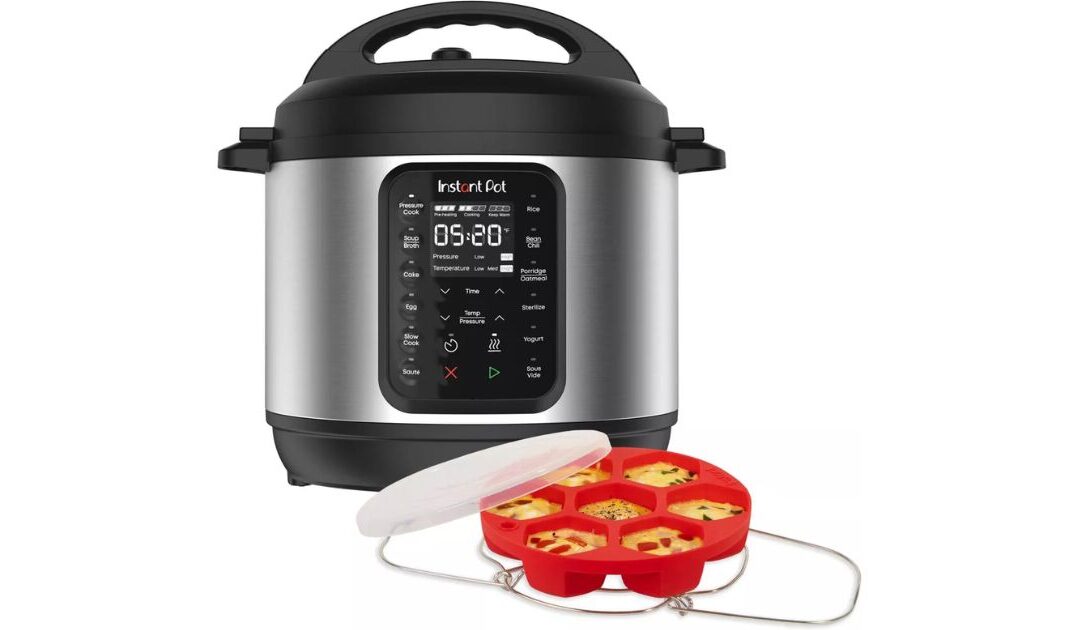 Instant Pot Pressure Cooker Bundle 6-Qt 9-in-1 SOLO $89.99 en Target
